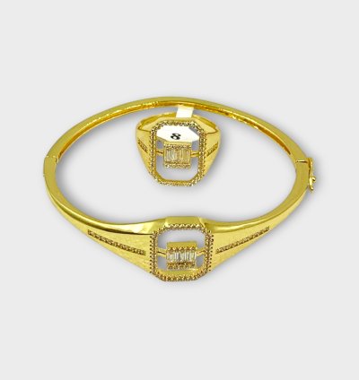 طقم سوار وخاتم المقاوم للصدأ مطلي بالذهب