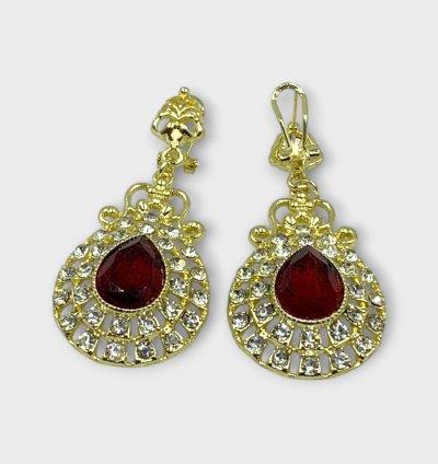 أقراط  حضور ذهبية بحجر أحمر أنيق بلمسة مغربية للمناسبات الراقية الفاخرة