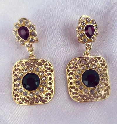 أقراط الأعراس و المناسبات ذهبية فاخرة مطلية بالذهب – تصميم فخم و أنيق